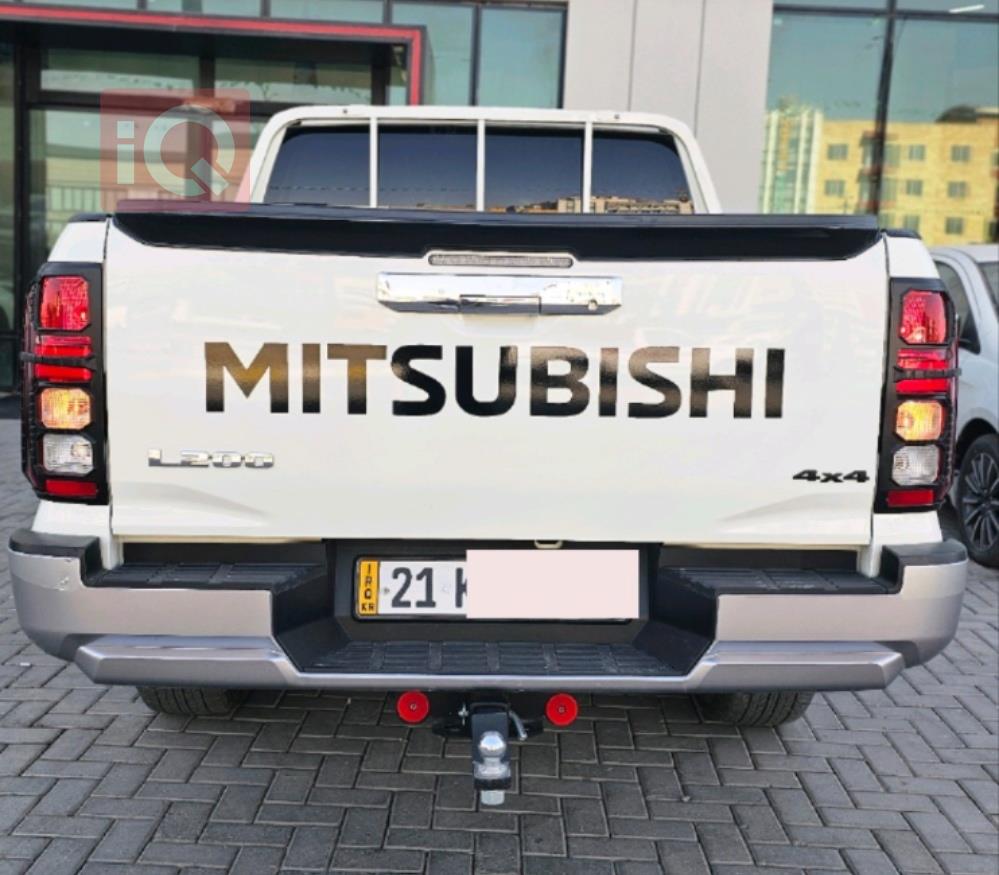 Mitsubishi L200